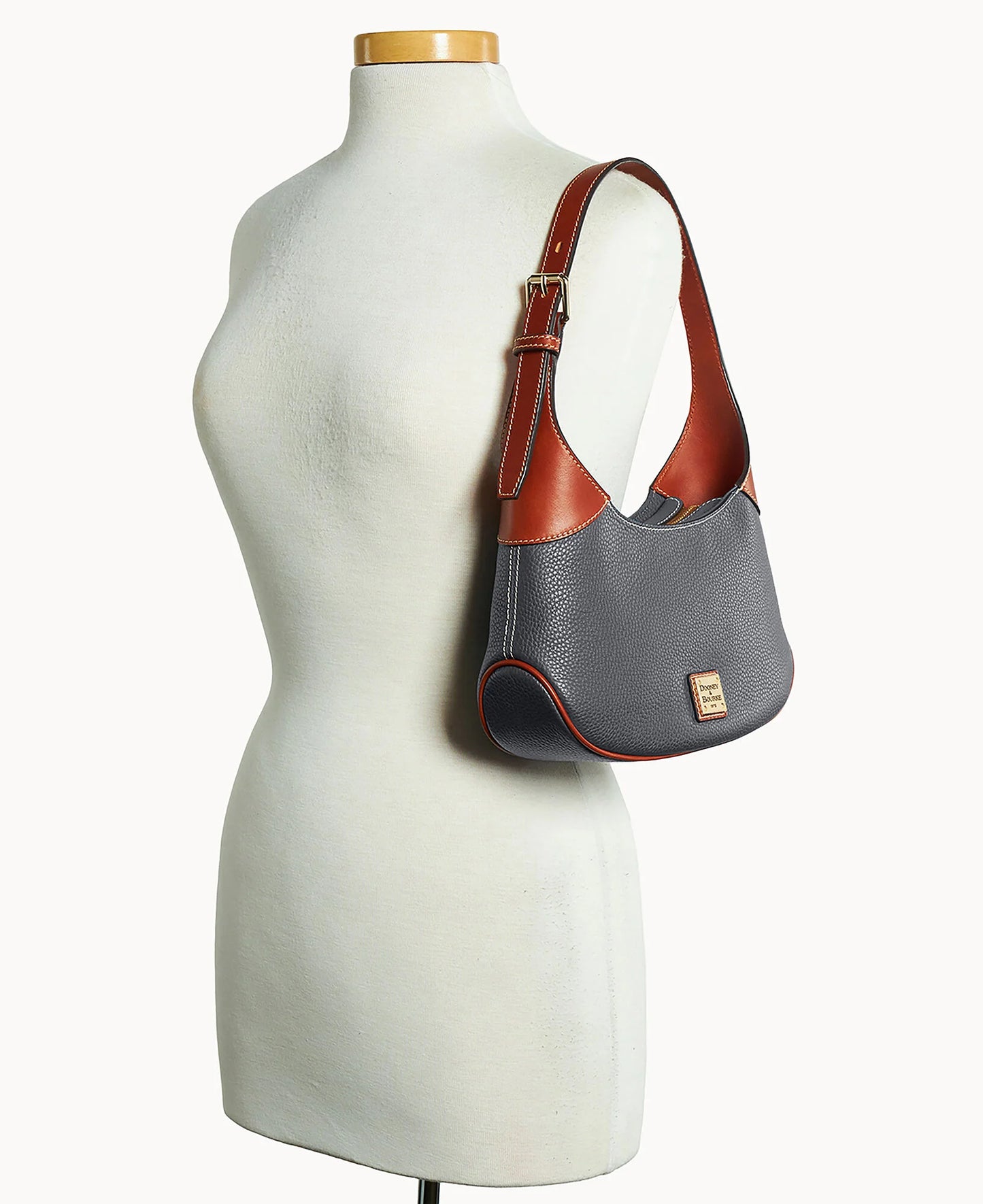 Pebble Grain Hobo