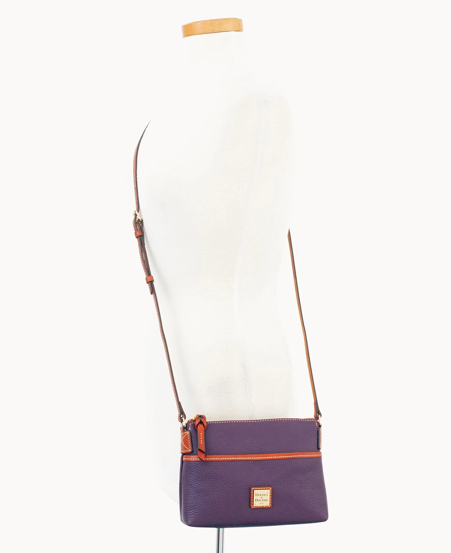 Pebble Grain Ginger Crossbody