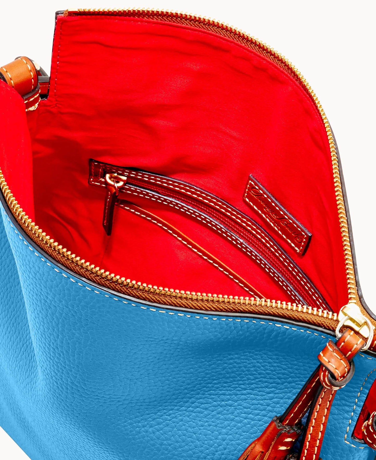 Pebble Grain Twist Strap Hobo