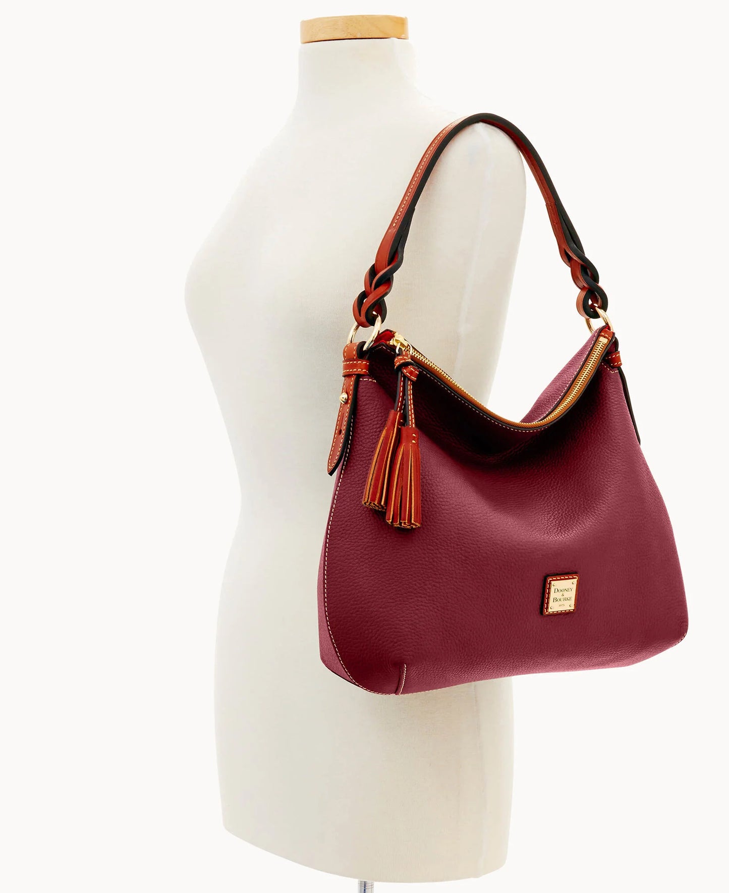 Pebble Grain Twist Strap Hobo