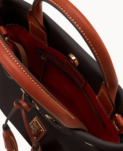 Pebble Grain Tassel Tote