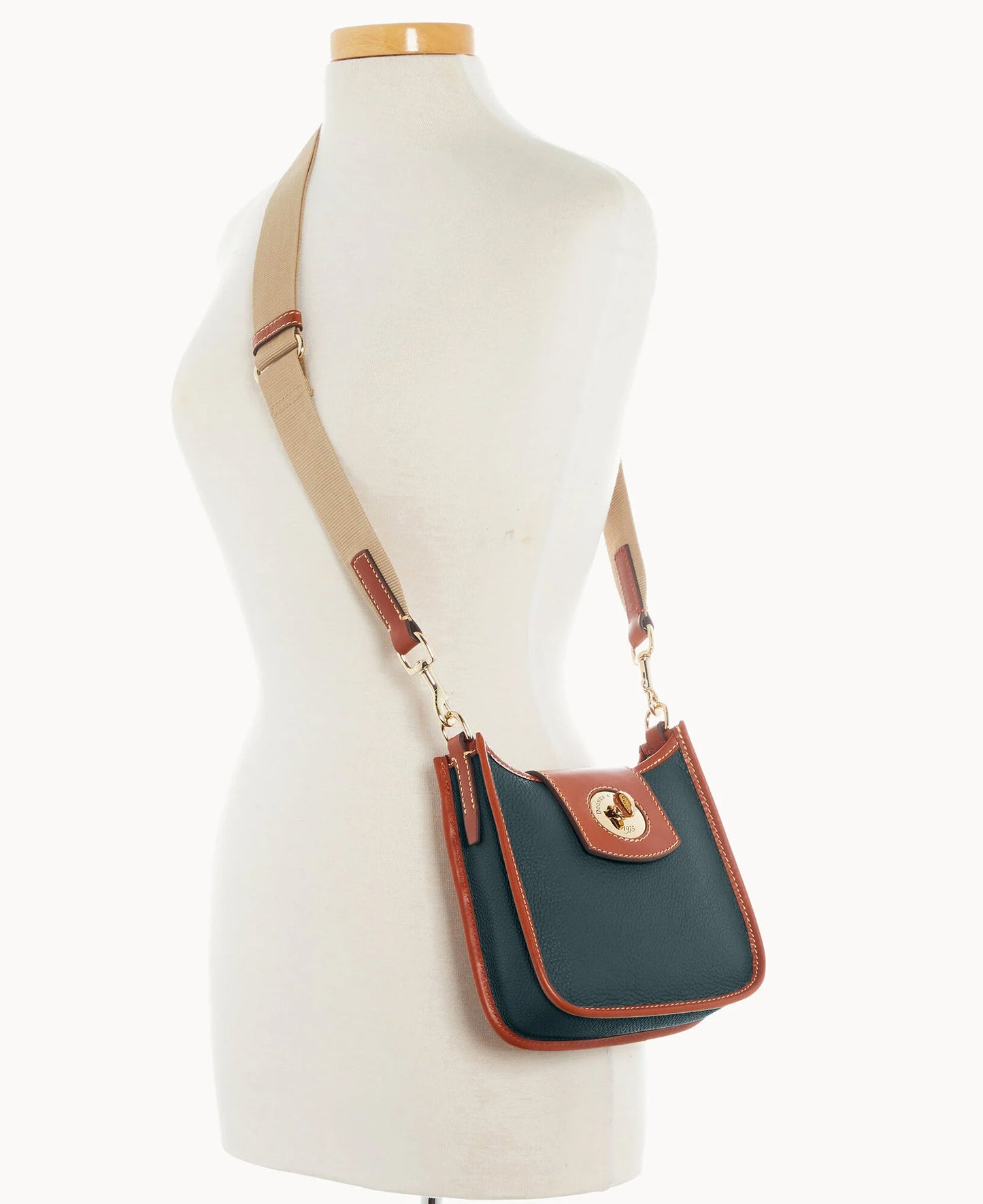 Pebble Turnlock Messenger 20