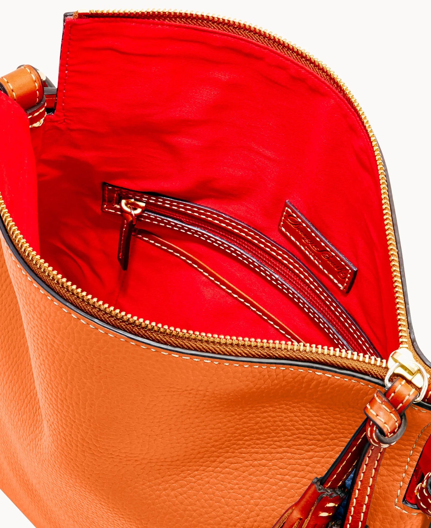 Pebble Grain Twist Strap Hobo