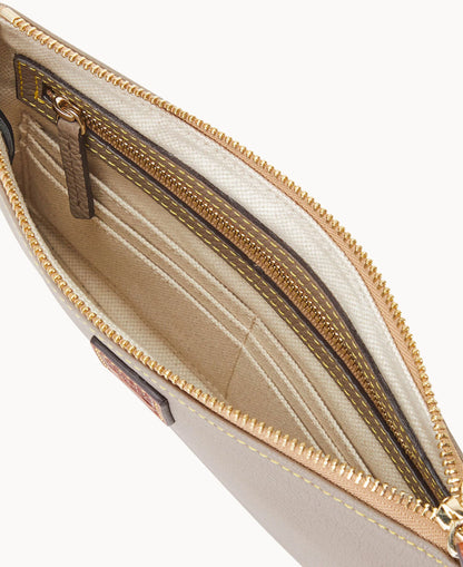 Pebble Grain Large Wristlet