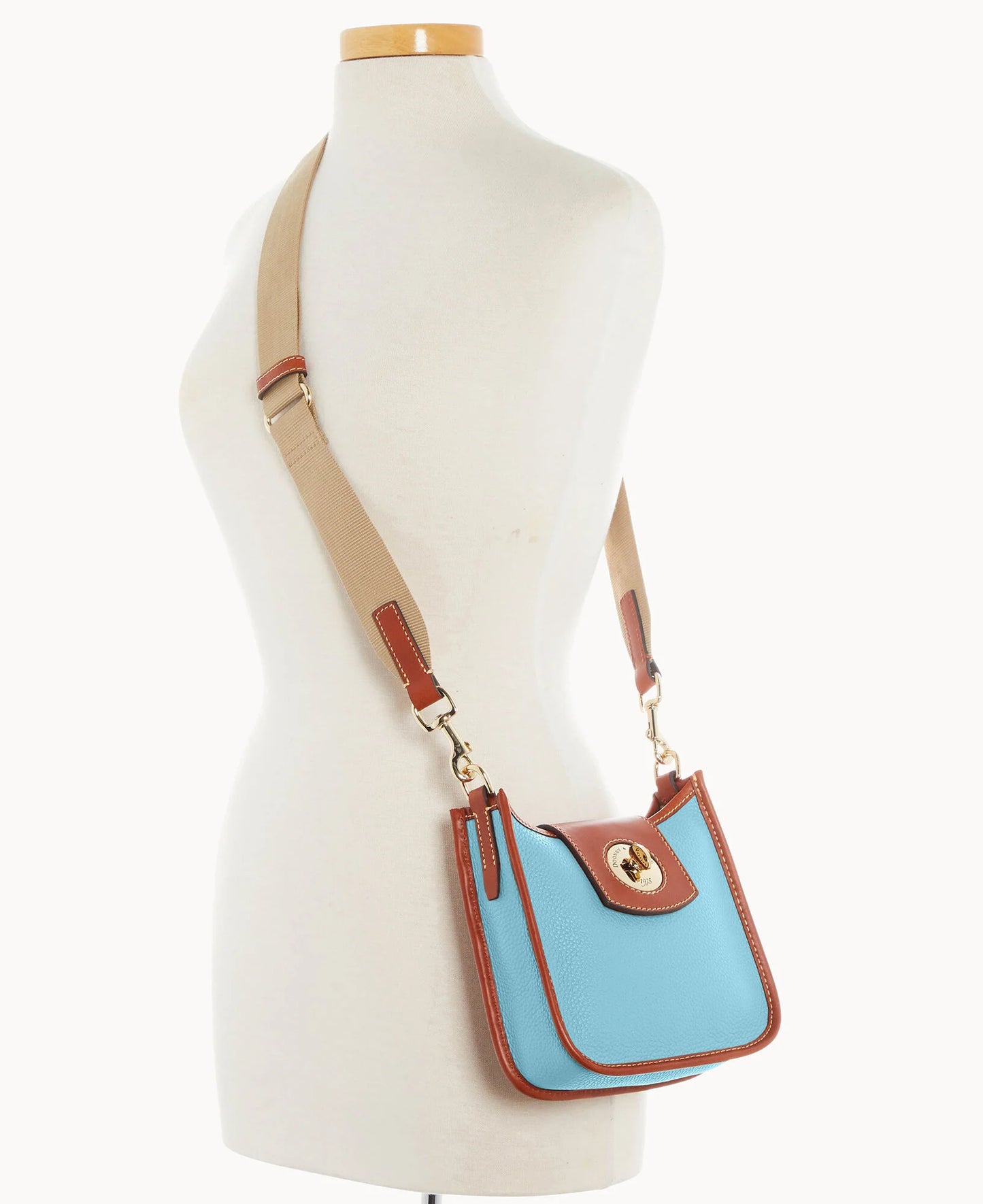 Pebble Turnlock Messenger 20