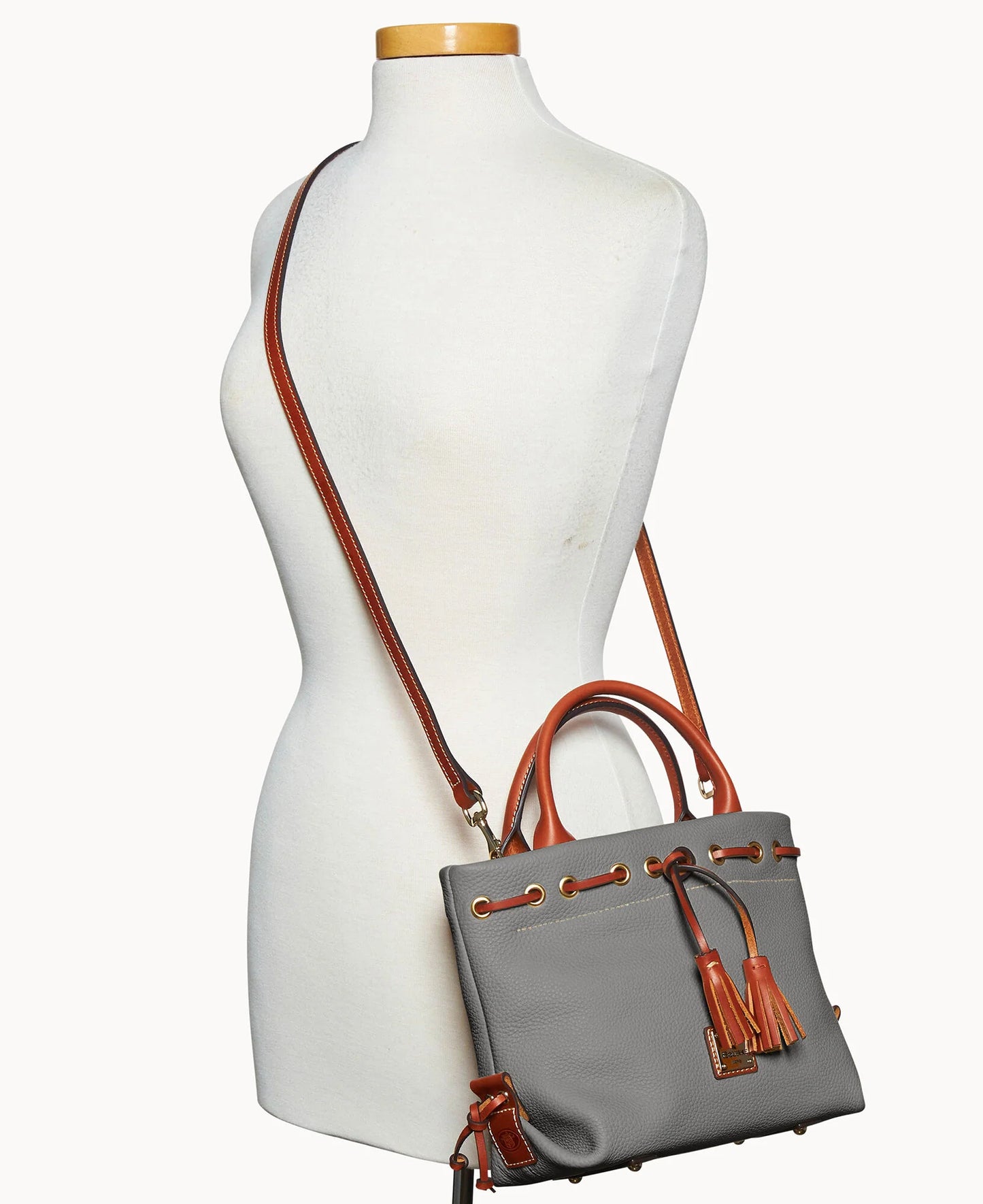 Pebble Grain Tassel Tote