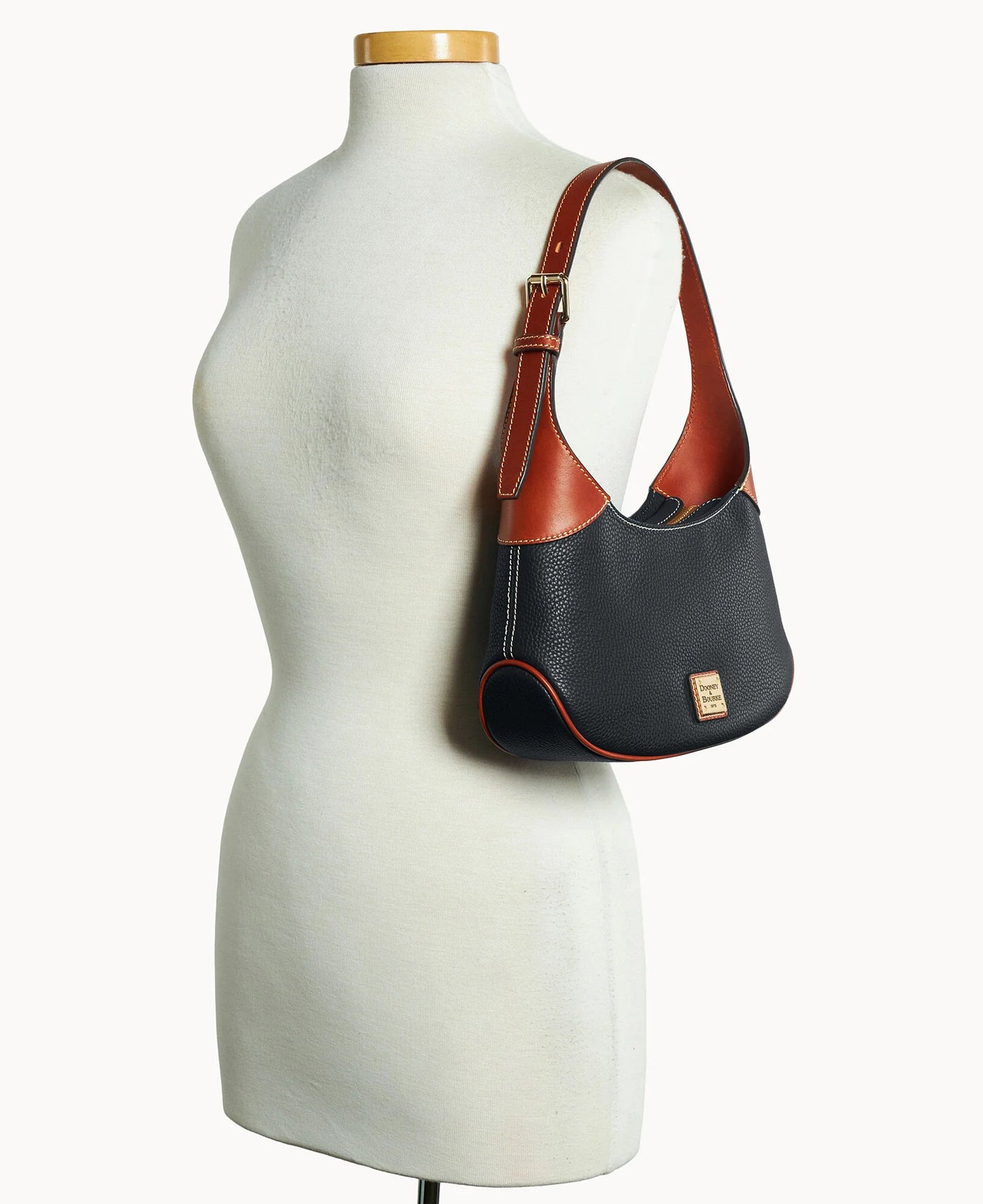 Pebble Grain Hobo