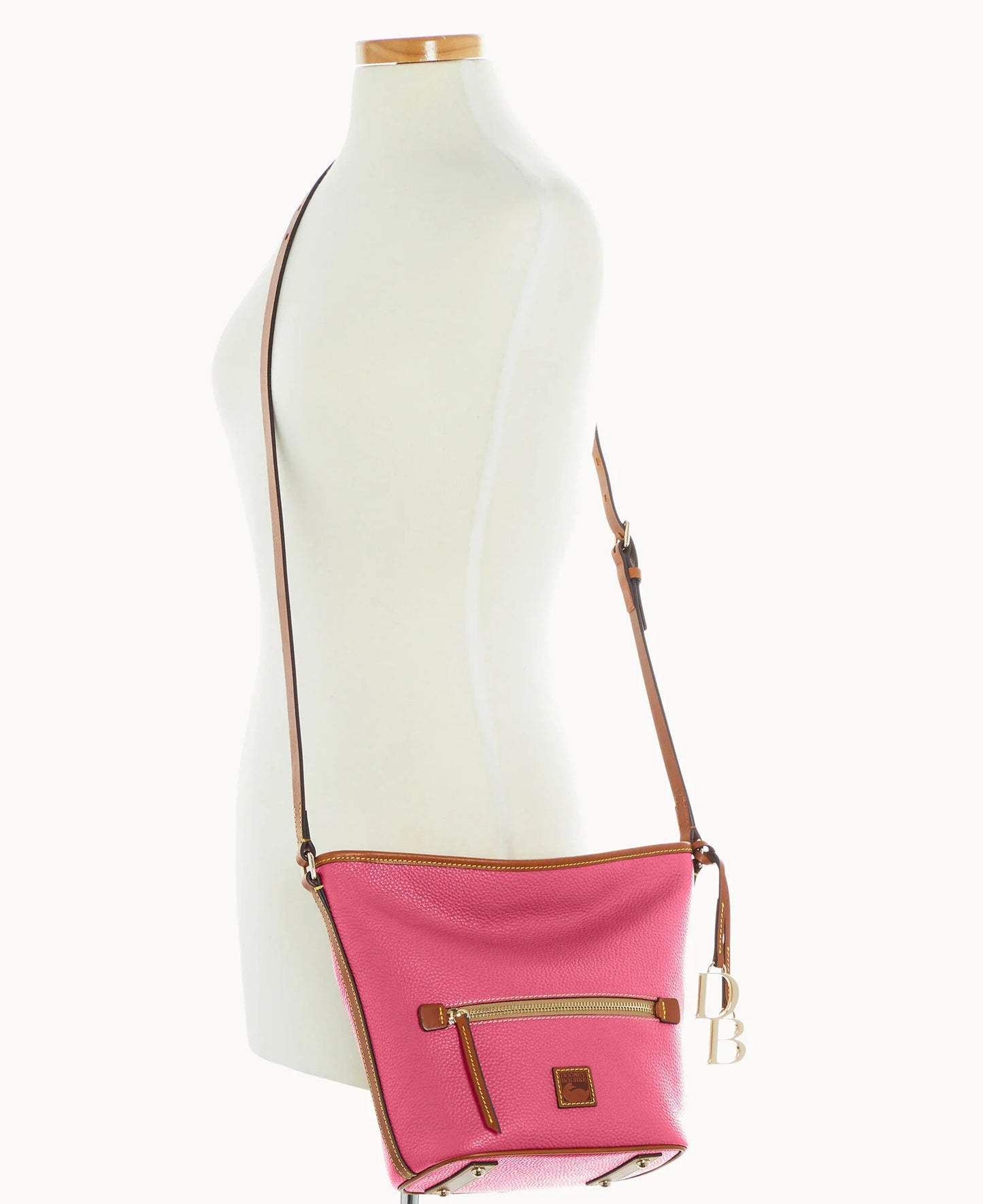 Pebble Grain Zip Sac