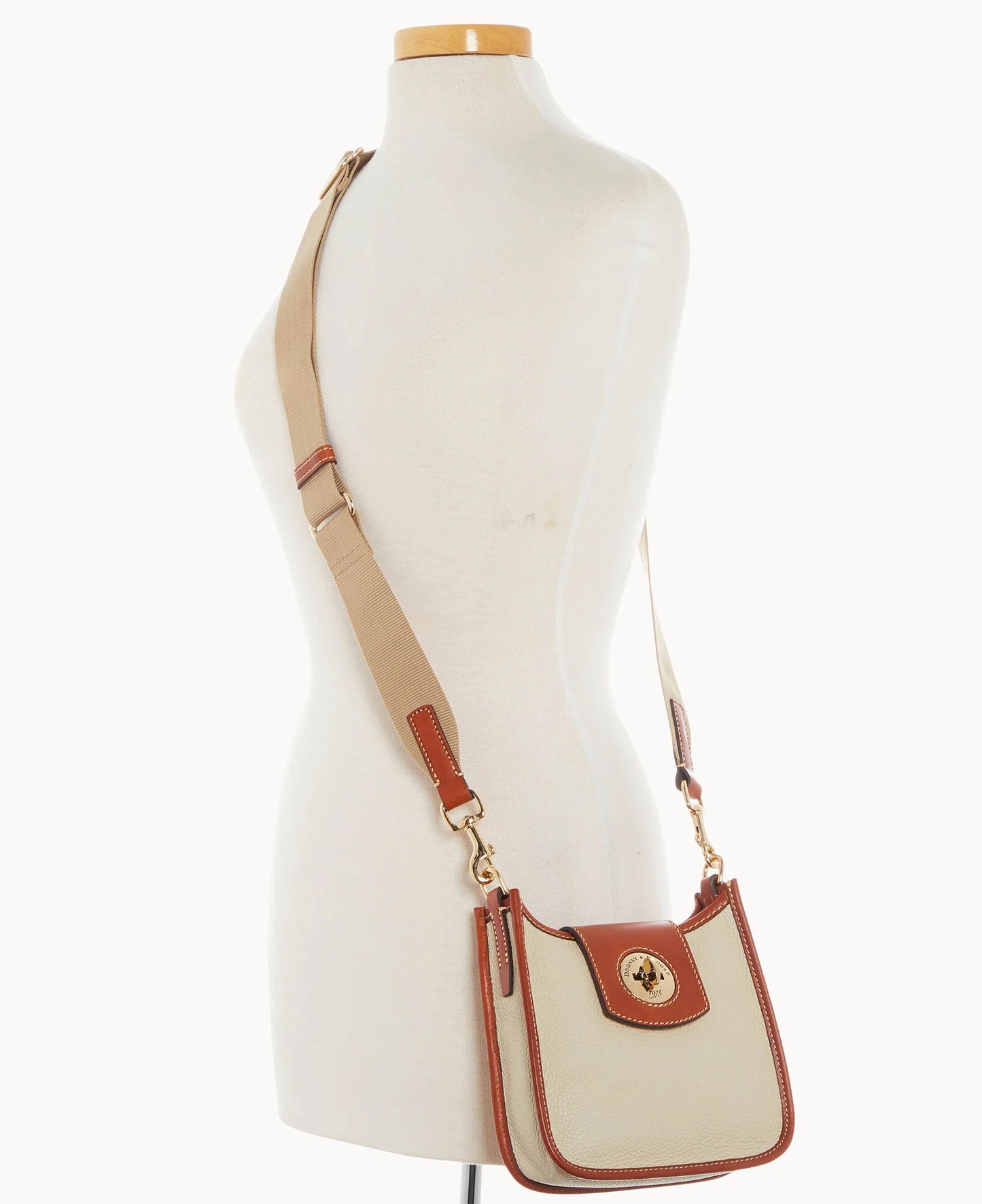 Pebble Turnlock Messenger 20