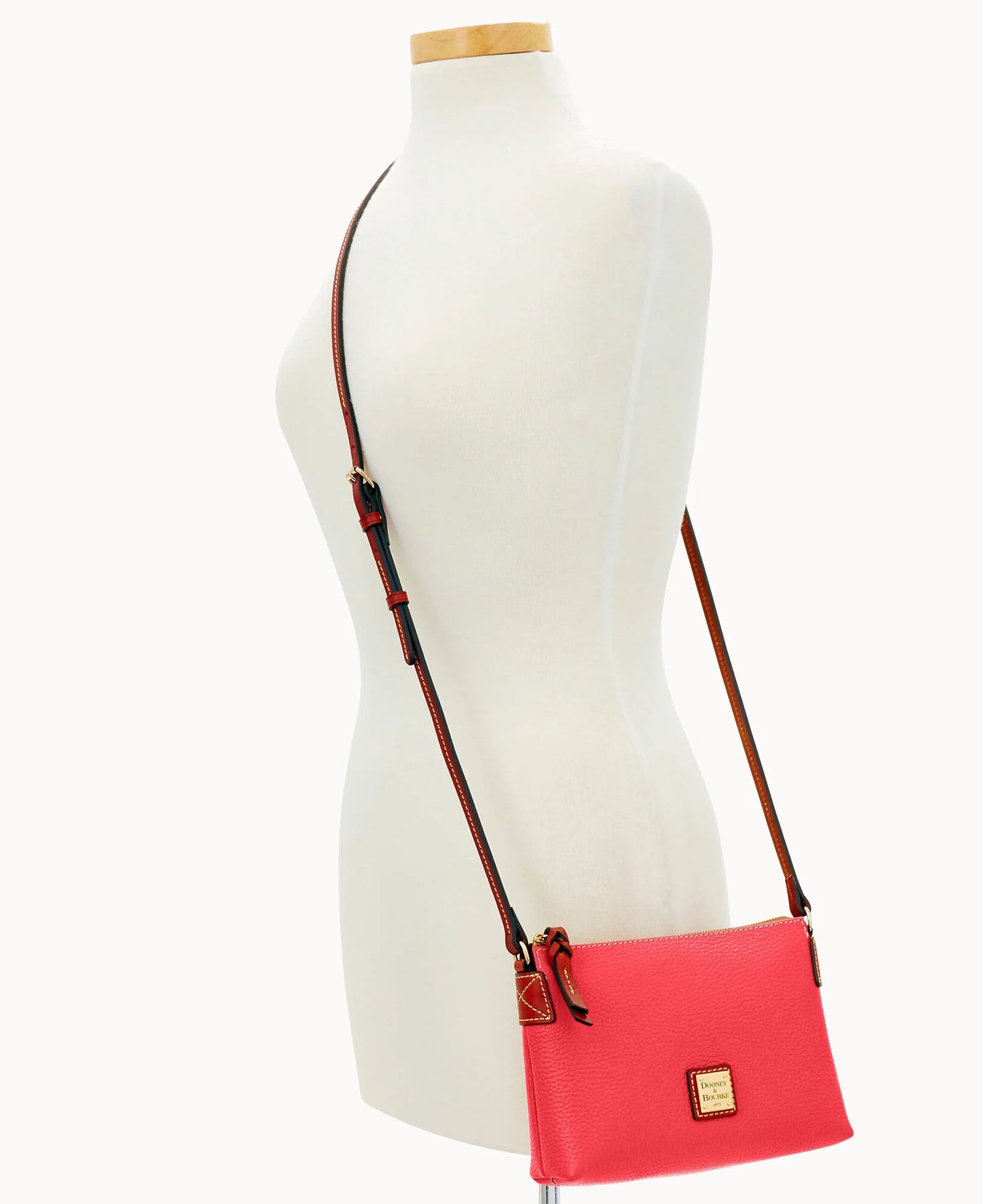 Pebble Grain Crossbody Pouchette