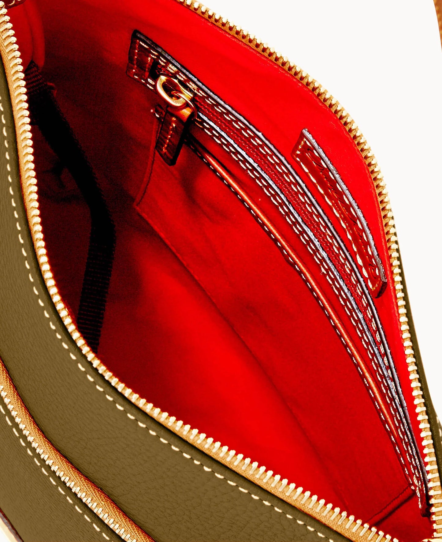Pebble Grain Crossbody