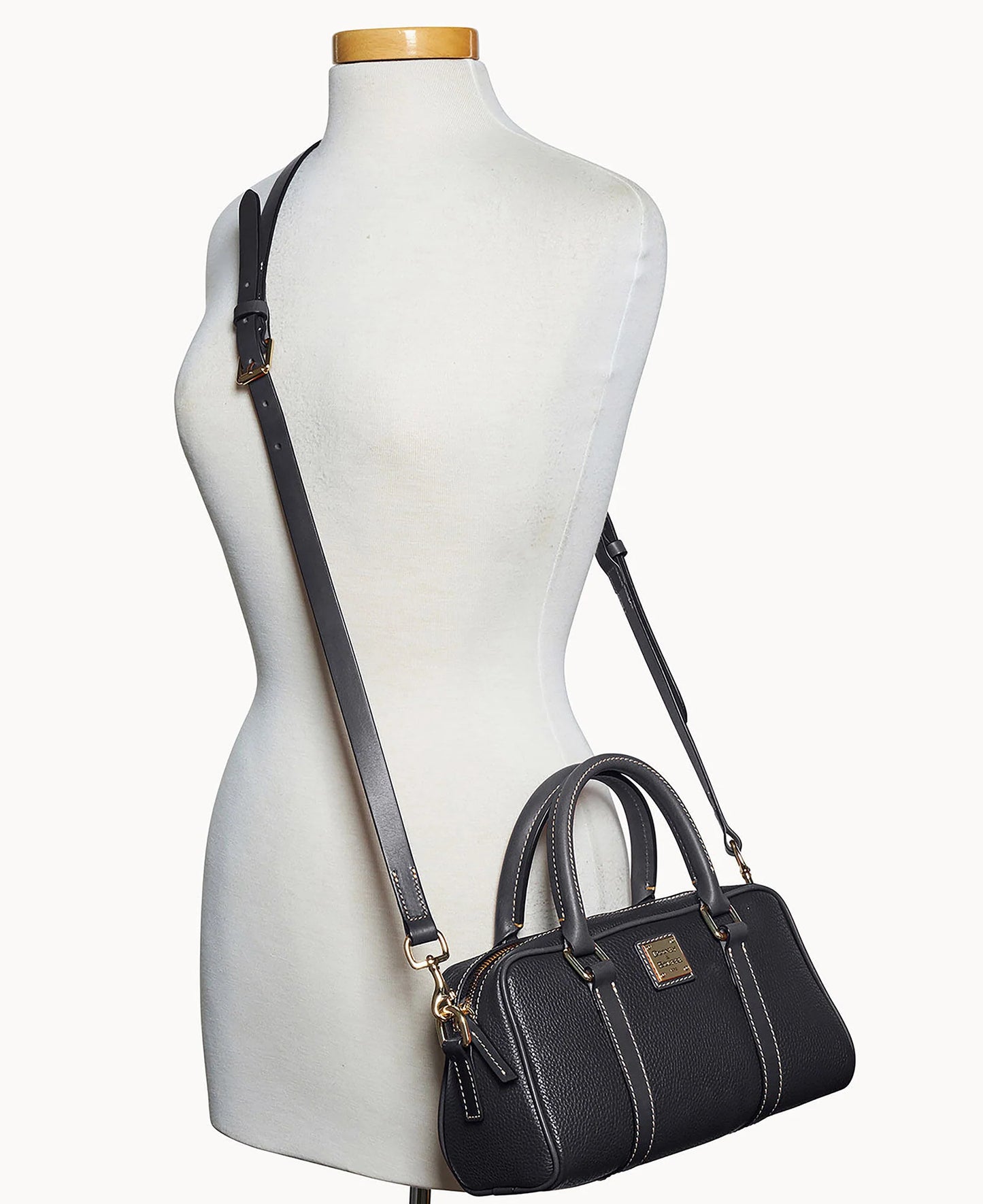 Pebble Grain Satchel 28