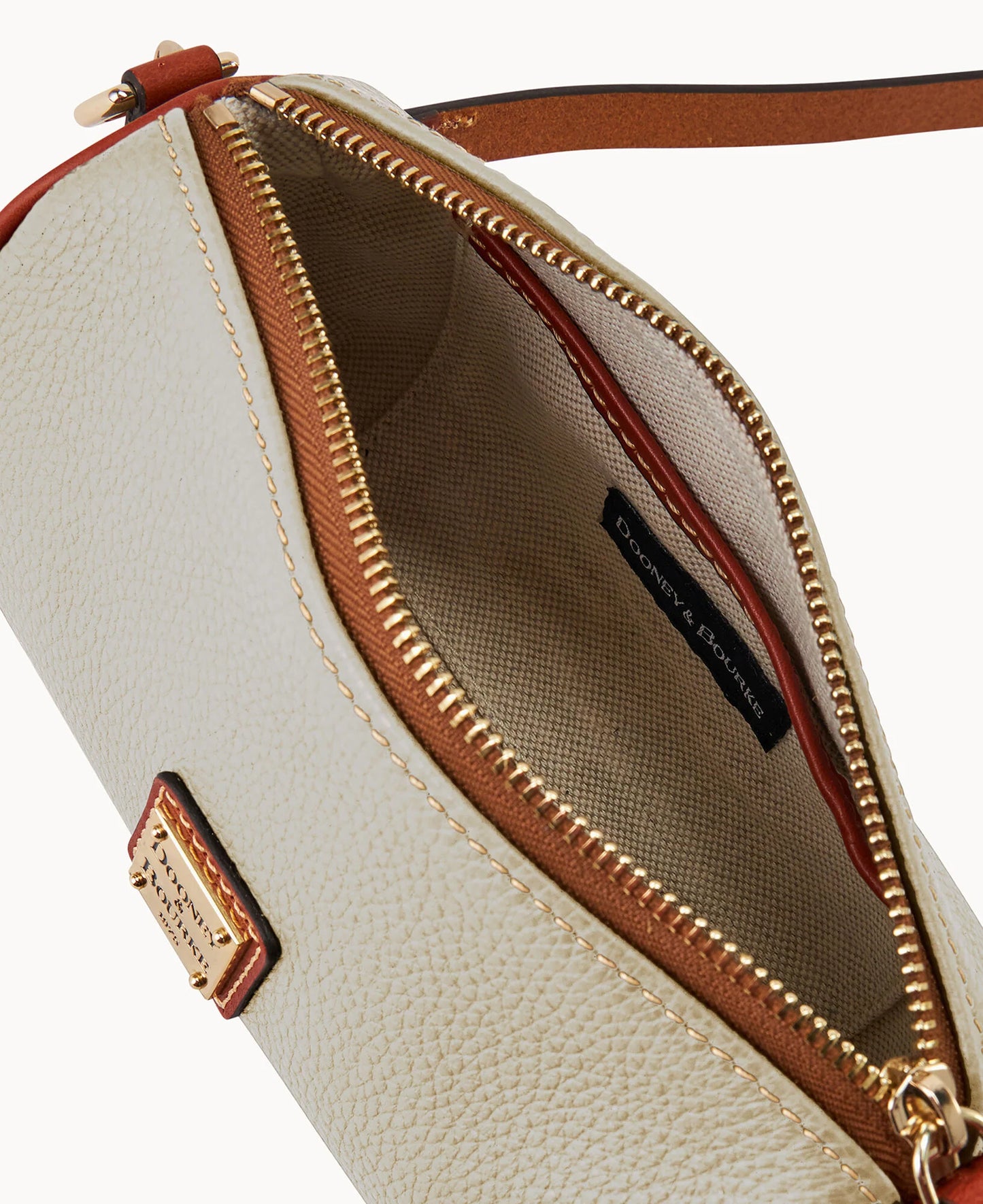 Pebble Grain Barrel Crossbody 20