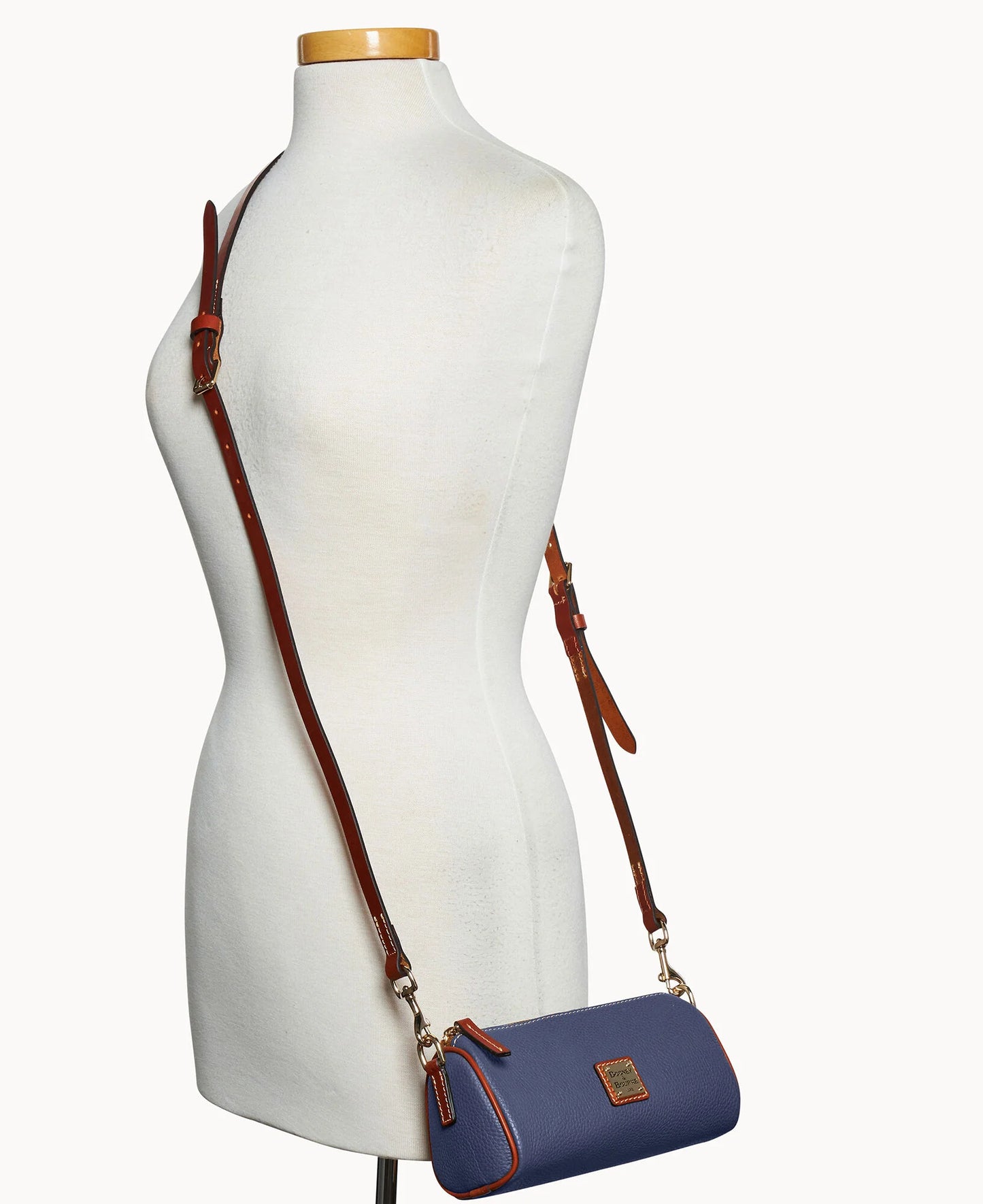 Pebble Grain Barrel Crossbody 20