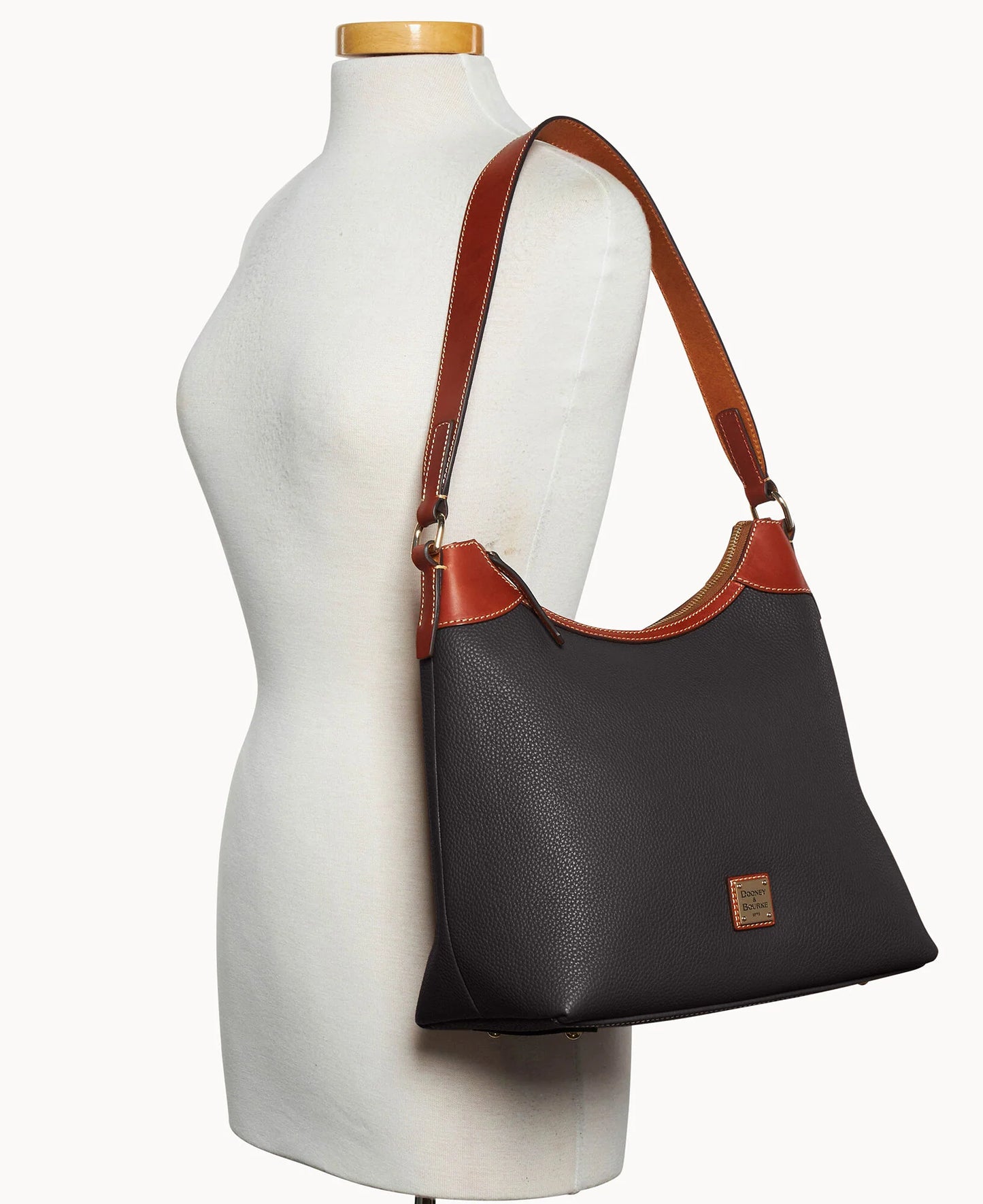 Pebble Grain Hobo