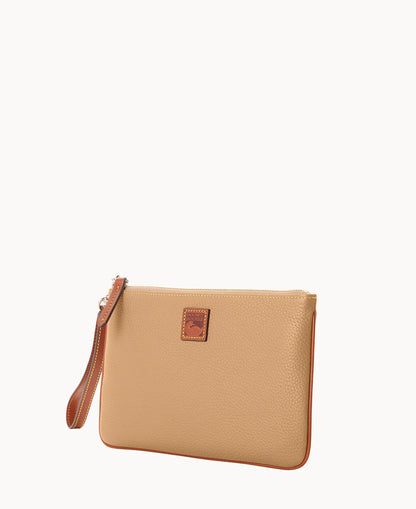 Pebble Grain Large Wristlet