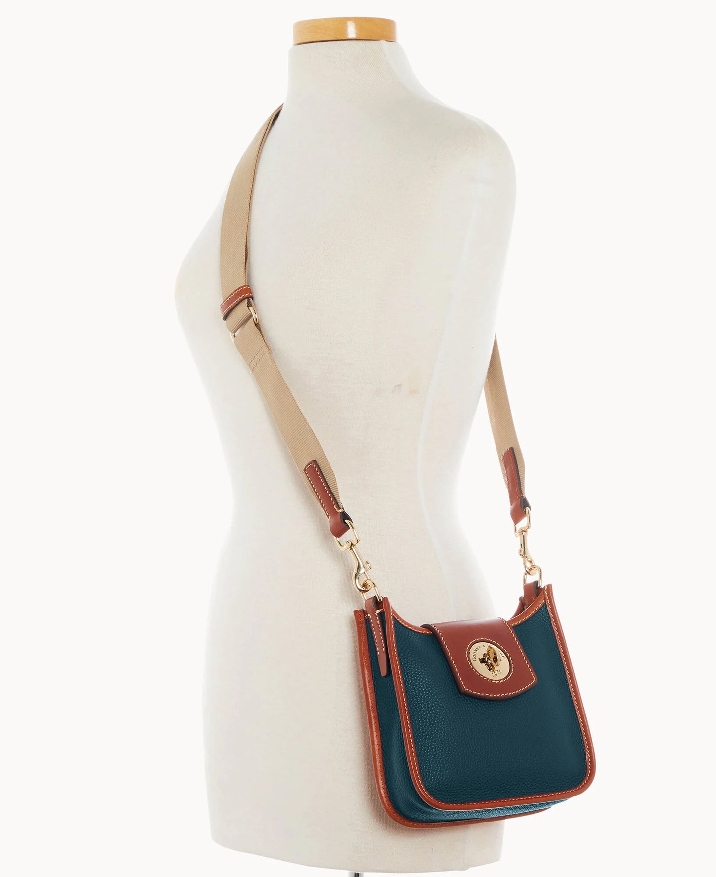 Pebble Turnlock Messenger 20