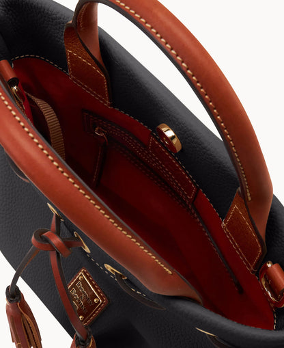 Pebble Grain Tassel Tote