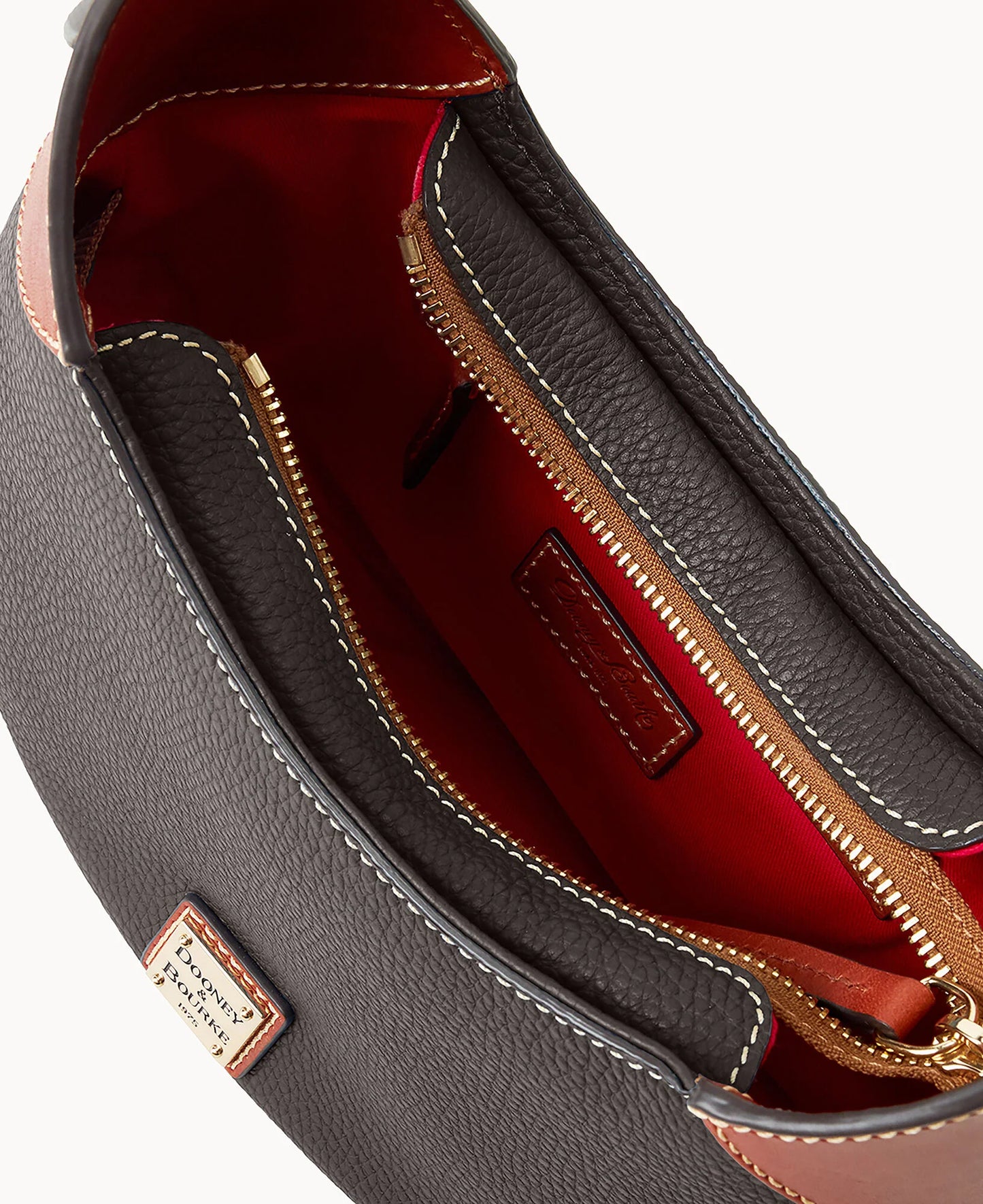Pebble Grain Hobo