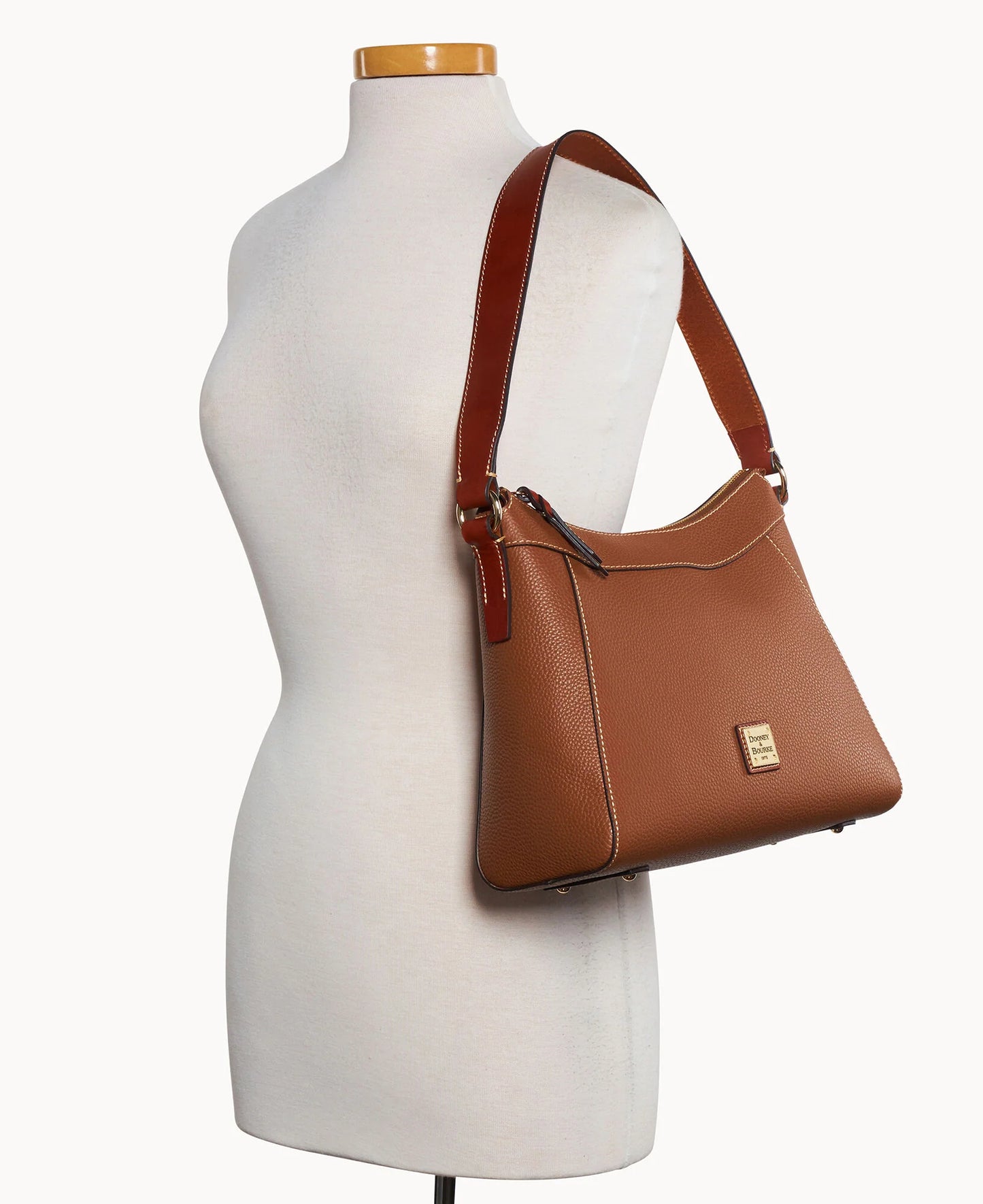 Pebble Grain Large Cassia Hobo