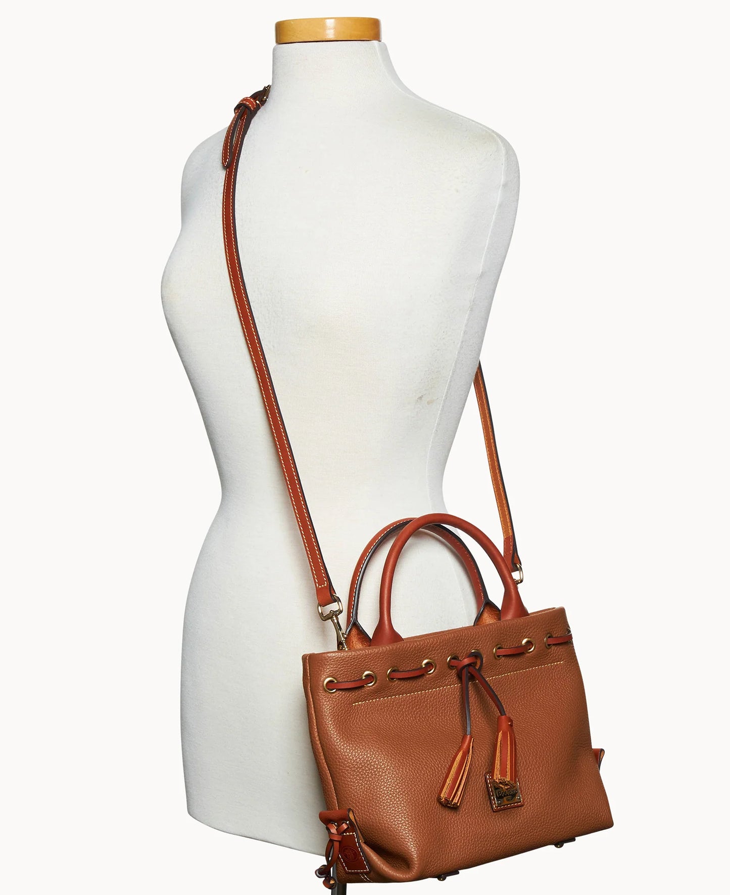 Pebble Grain Tassel Tote