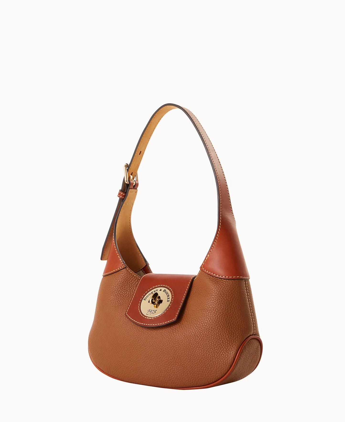 Pebble Turnlock Hobo 26