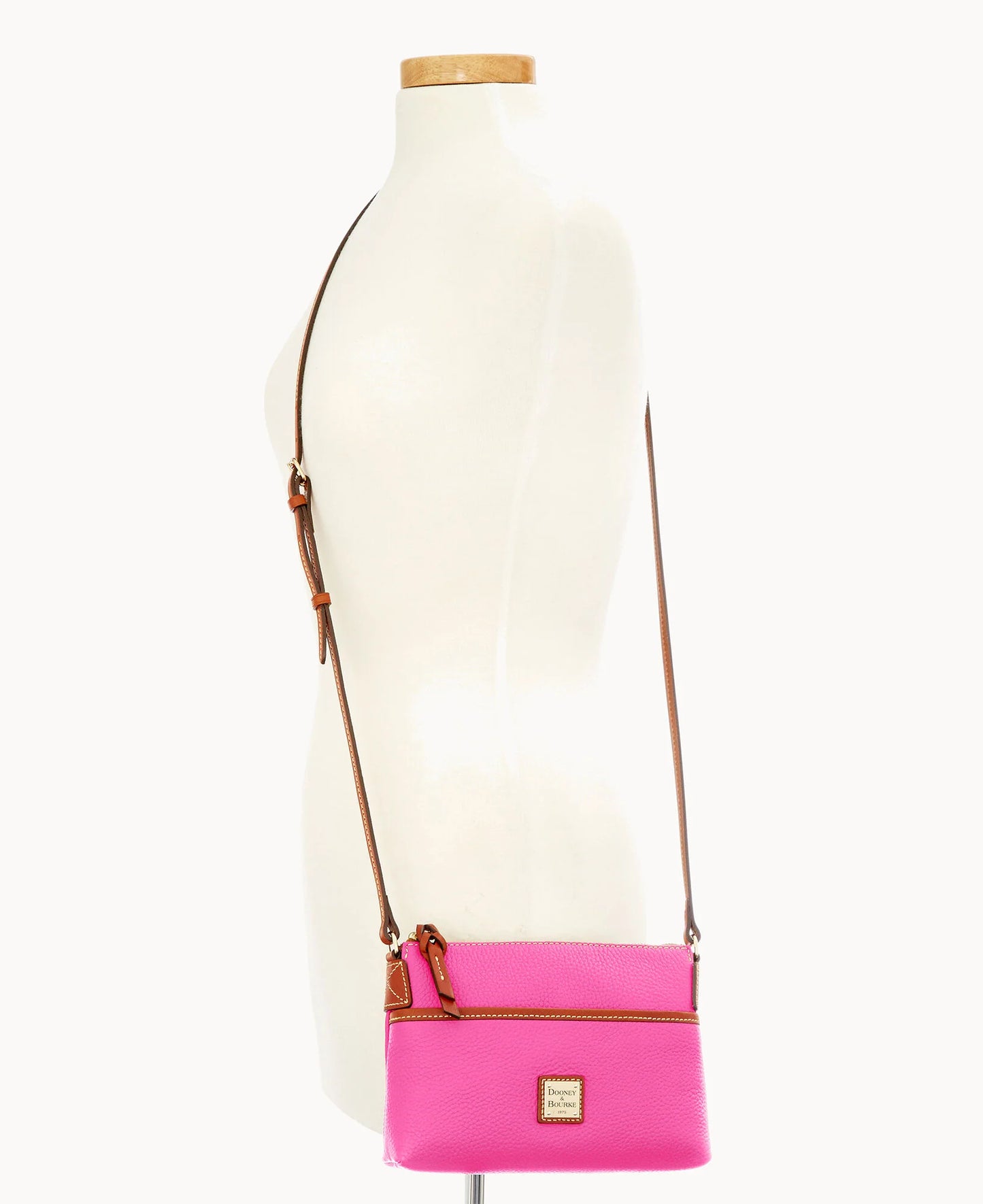 Pebble Grain Ginger Crossbody